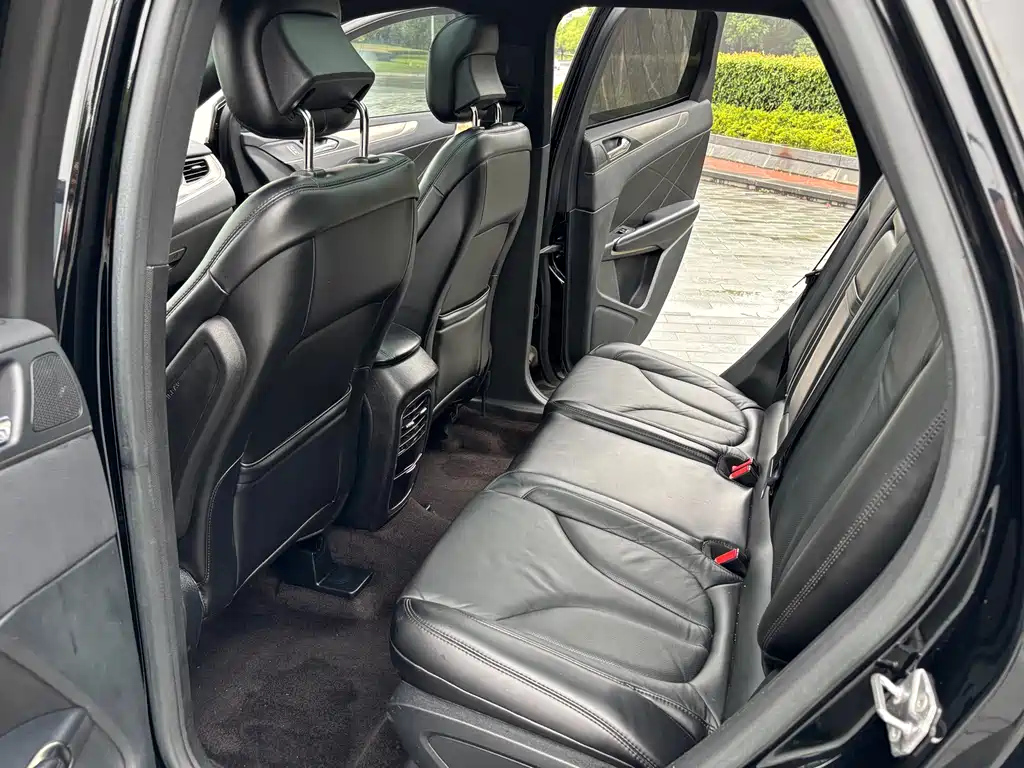 LINCOLN MKC 2017