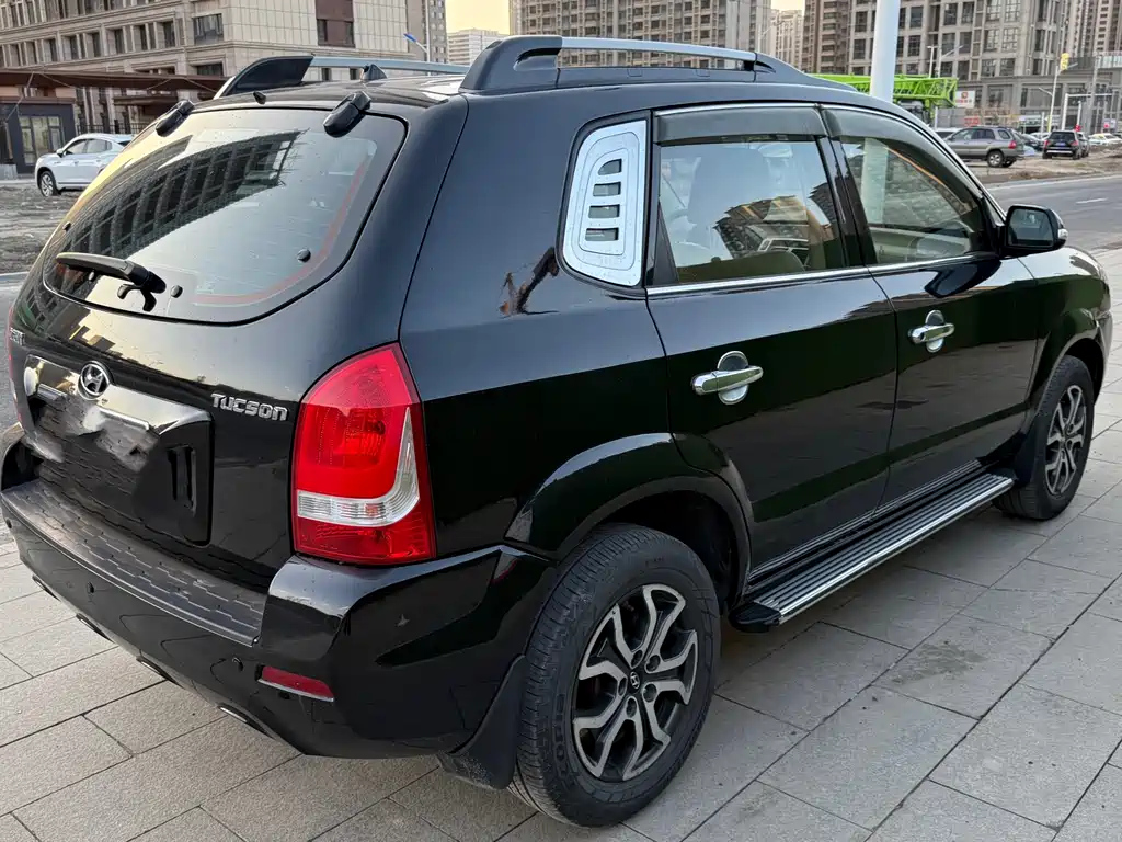 HYUNDAI TUCSON 2013