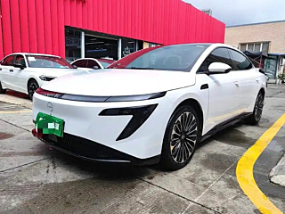 NISSAN N7