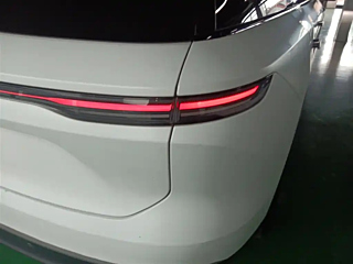 NIO ES8  2023 YEAR 75KWH 2023