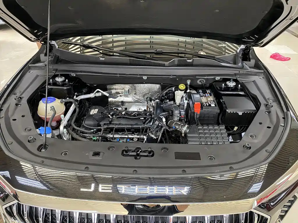 JETOUR X70 PLUS 2024