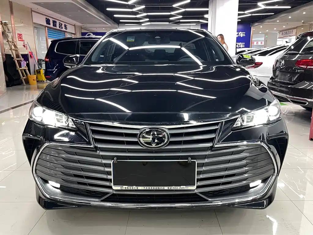 TOYOTA AVALON 2021