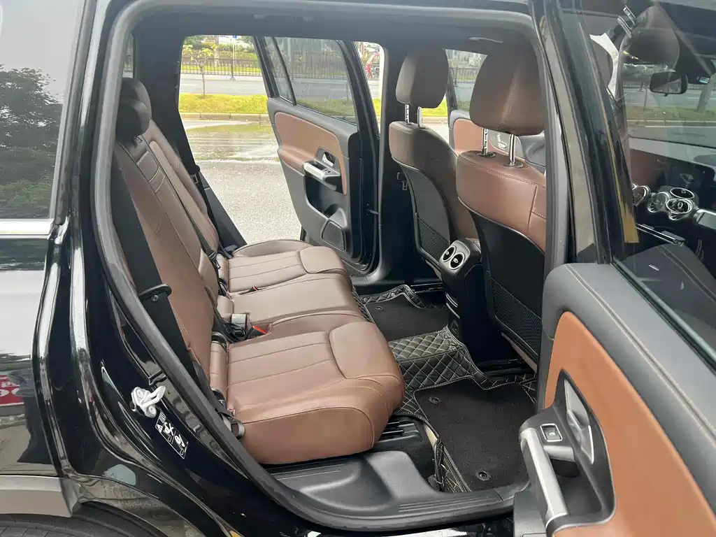 MERCEDES BENZ GLB 2022