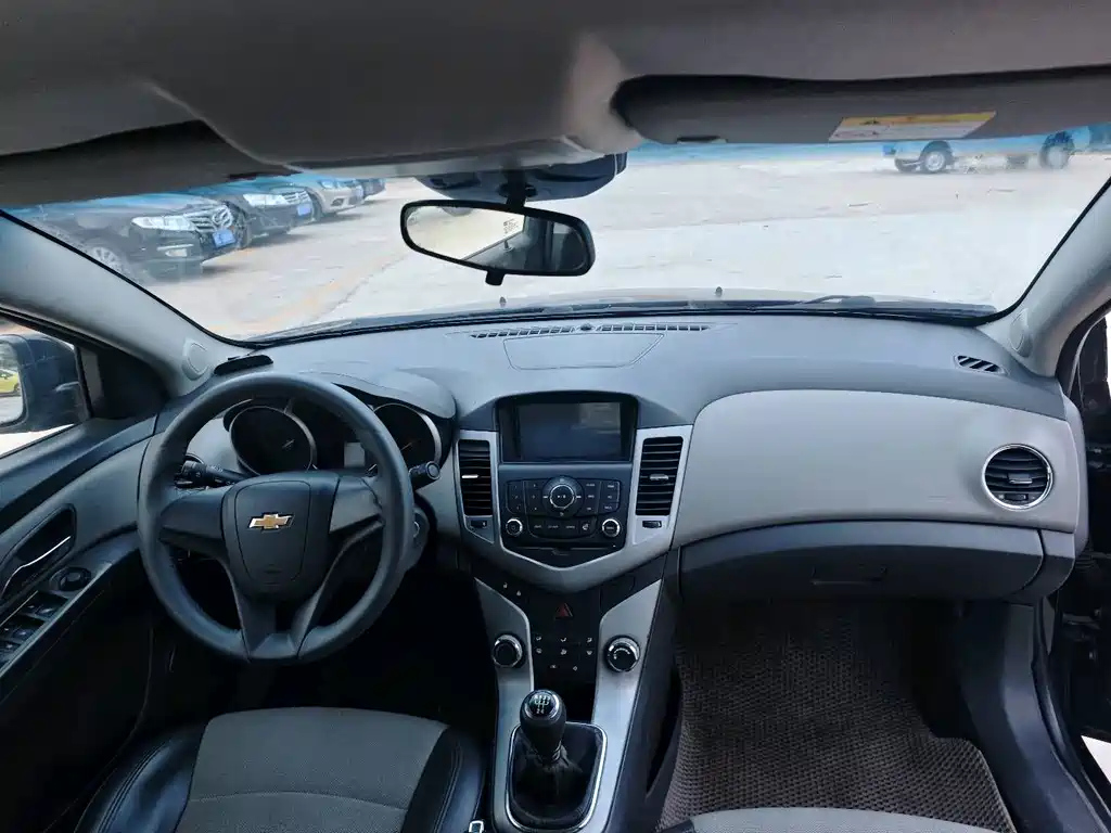 CHEVROLET CRUZE 2013