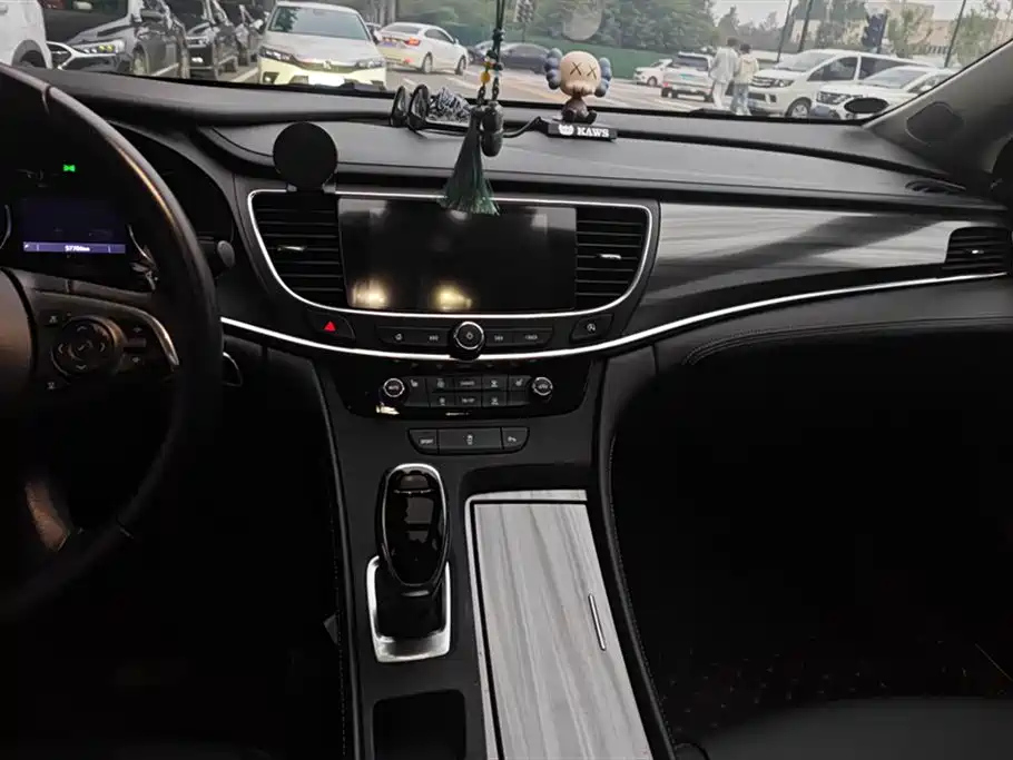 BUICK LACROSSE 2021