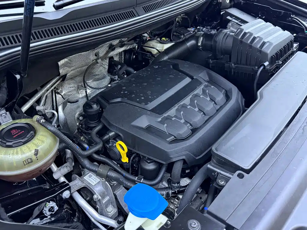 VOLKSWAGEN VILORAN 2021