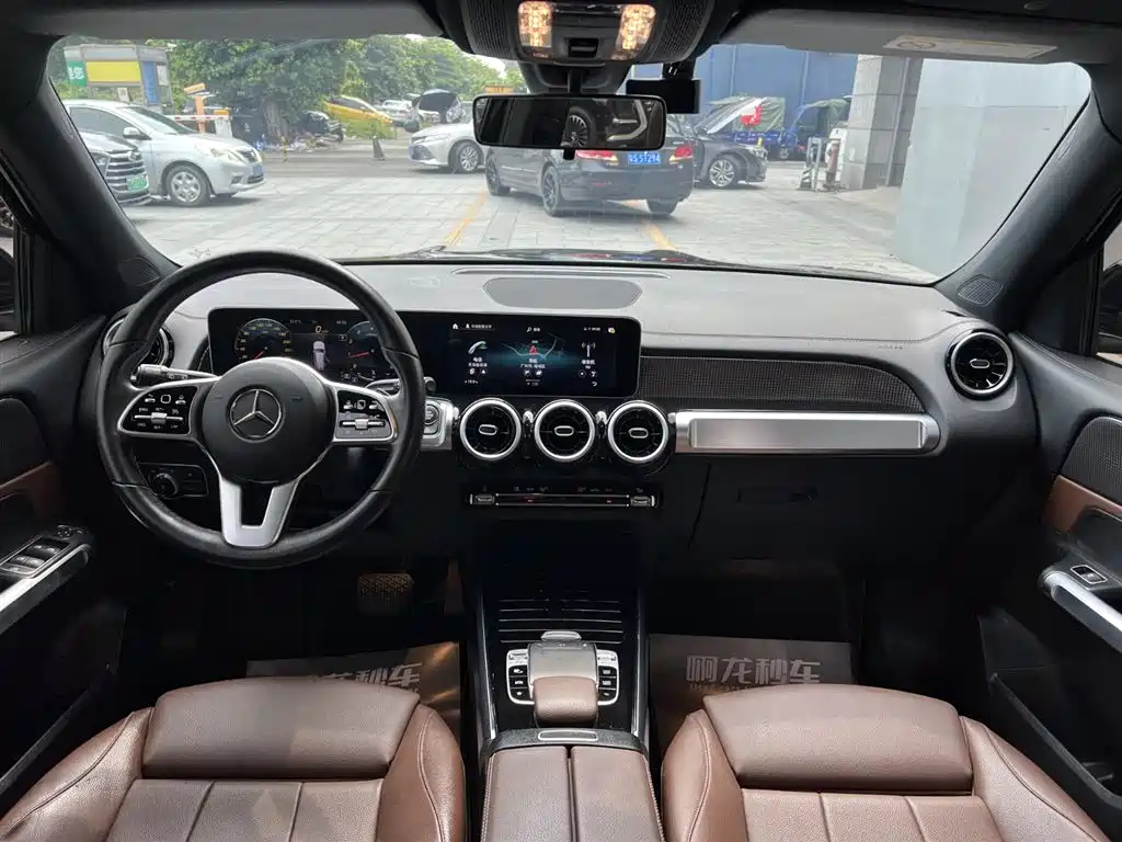MERCEDES BENZ GLB 2020