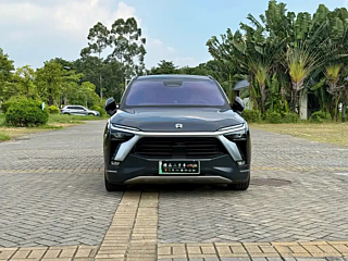 NIO ES8  2020