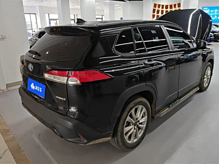 TOYOTA COROLLA CROSS 2023