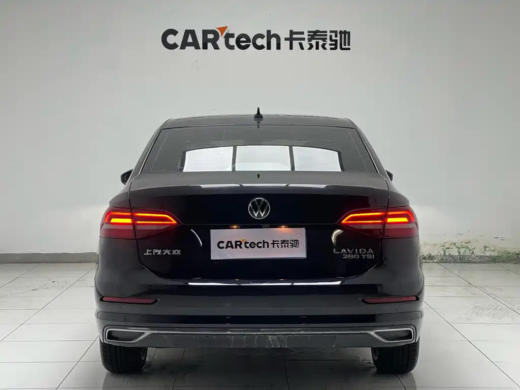 VOLKSWAGEN LAVIDA 2022