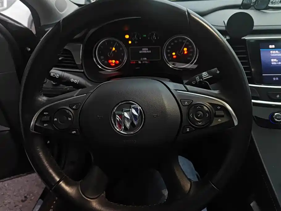 BUICK LACROSSE 2021