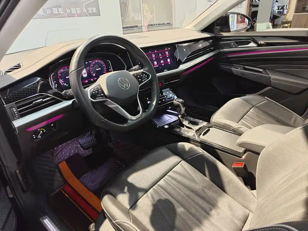 VOLKSWAGEN PASSAT 2022