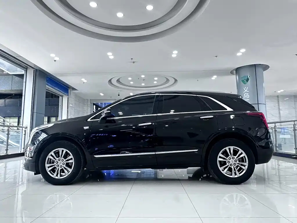 CADILLAC XT5 2020