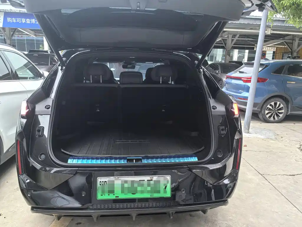 LYNK&CO 08 NEW ENERGY 2025