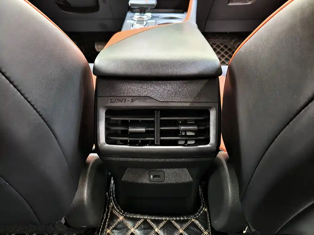 CHANGAN UNI-V 2024