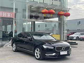 VOLVO S90 2019