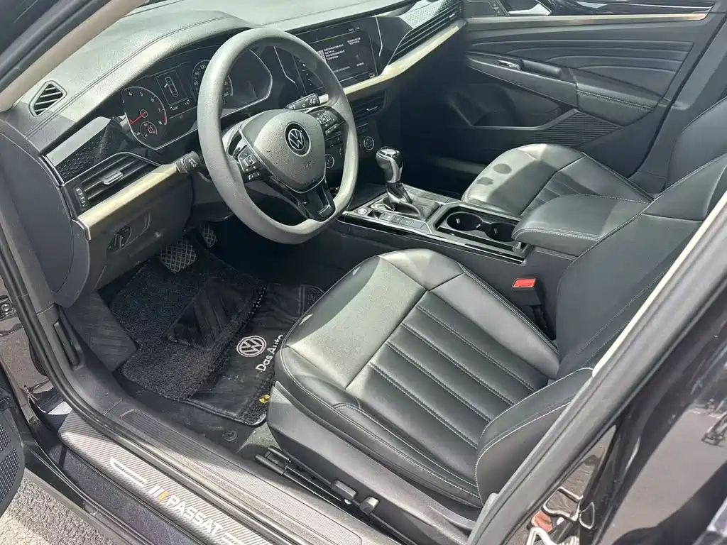 VOLKSWAGEN PASSAT 2021