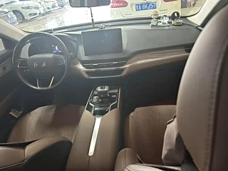 HONGQI E-QM5  2023 YEAR 620KM PLUS 2023