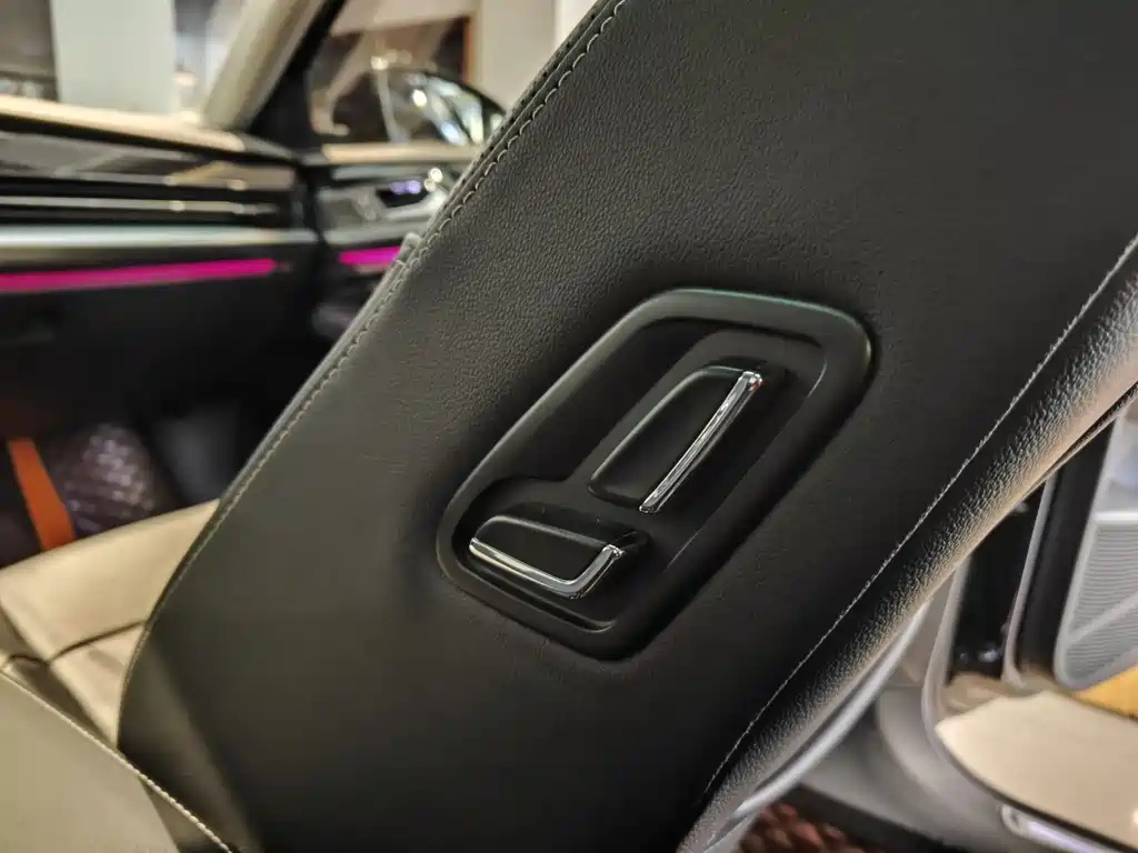 VOLKSWAGEN PASSAT 2022