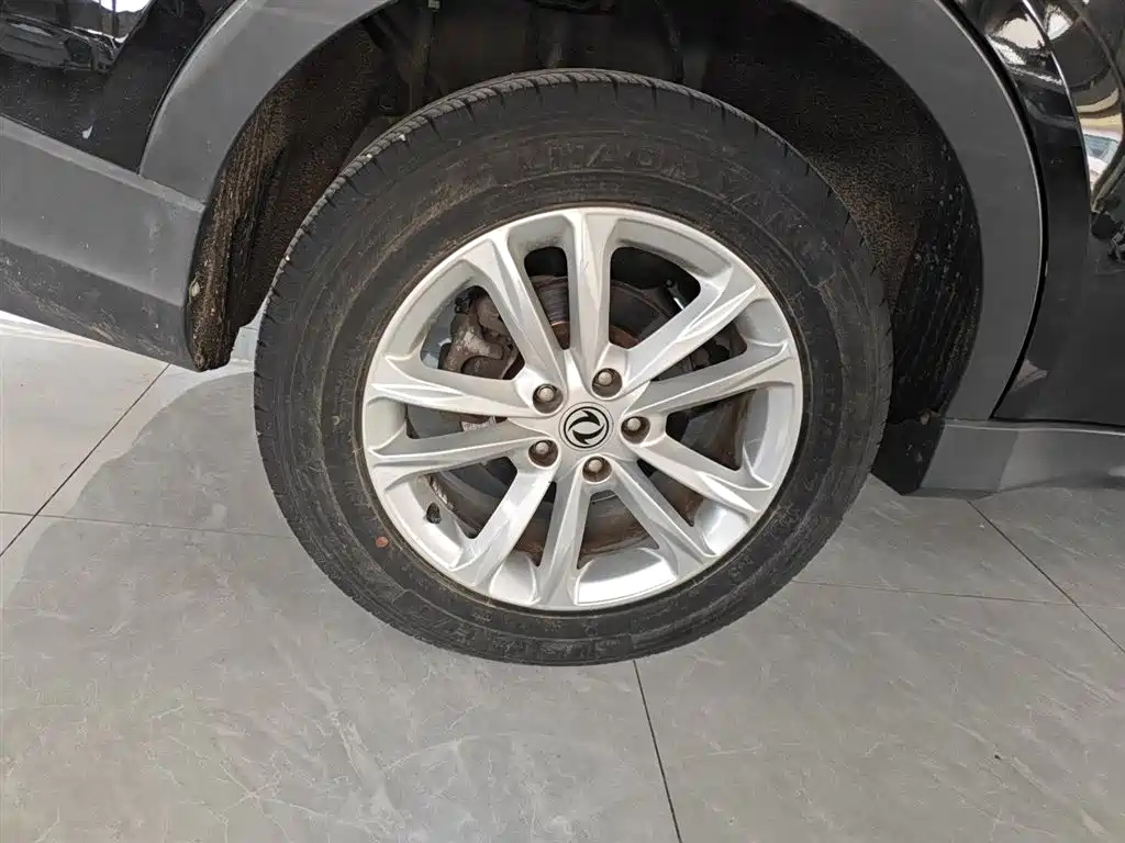 DONGFENG SCENERY 580 2021