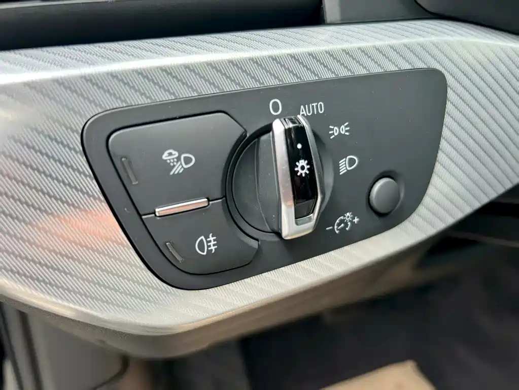 AUDI A4L 2018
