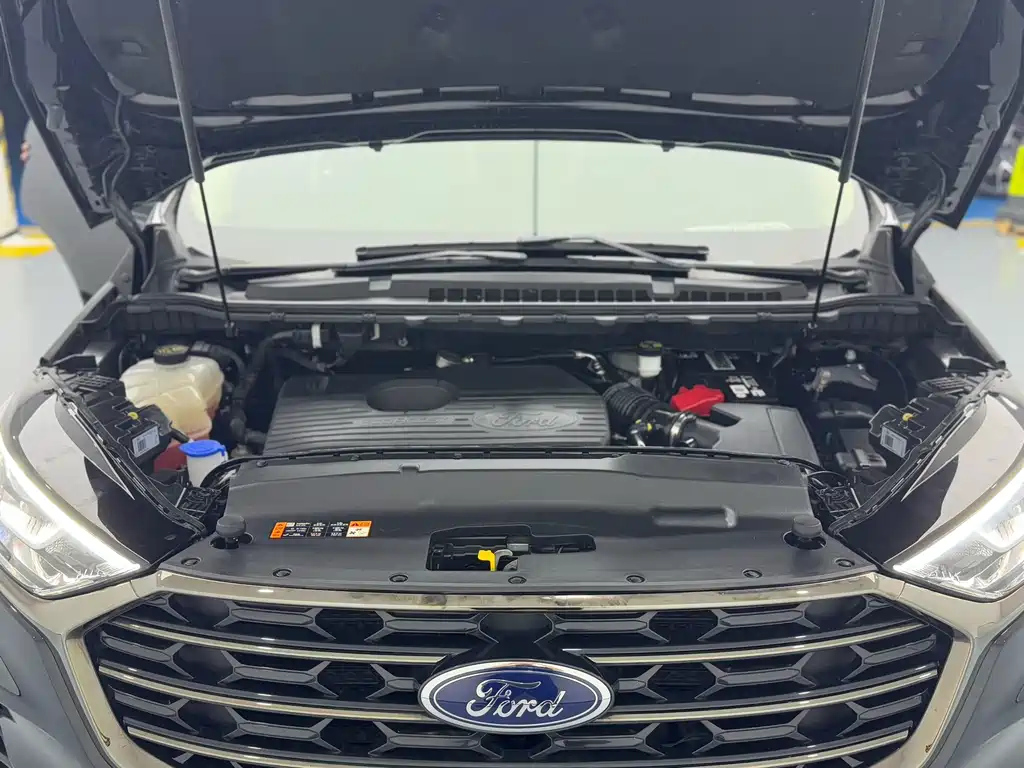 FORD EDGE 2021