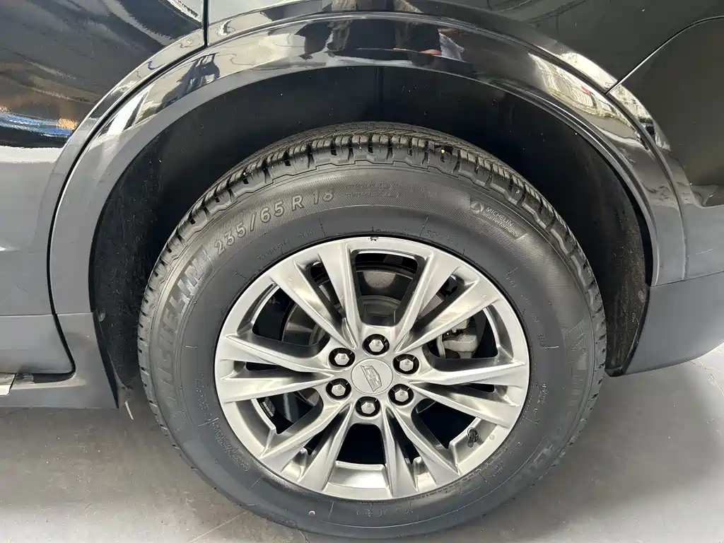 CADILLAC XT5 2020