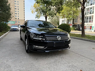 VOLKSWAGEN PASSAT 2012
