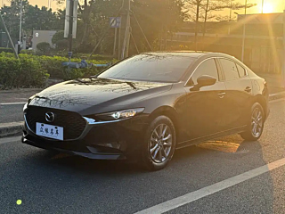 MAZDA 3 AXELA