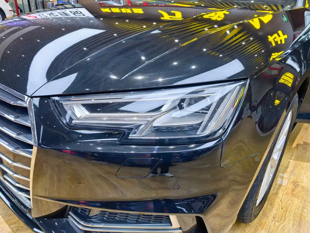 AUDI A4L 2019