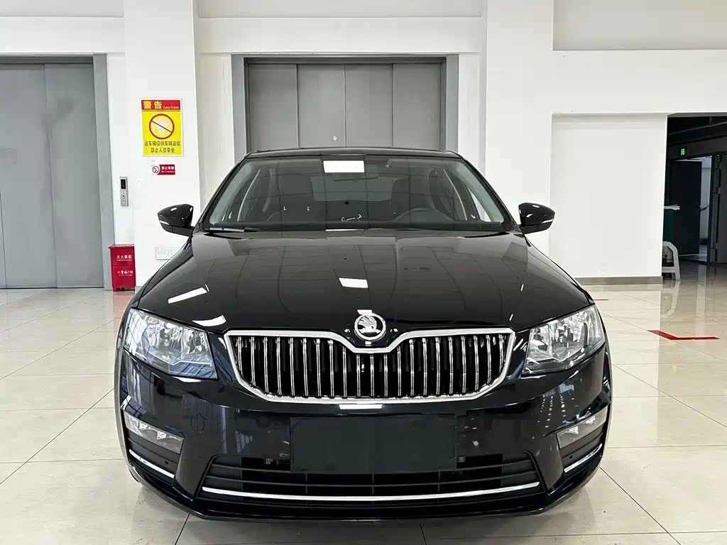 SKODA OCTAVIA 2017