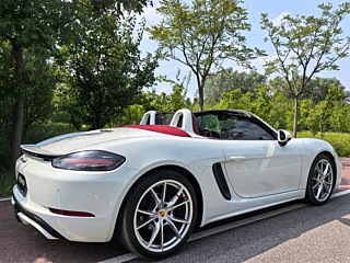 PORSCHE 718  2022 YEAR BOXSTER 2.0T 2022