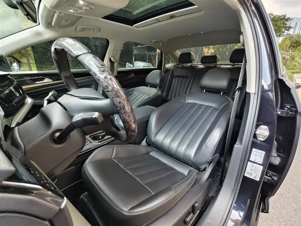 VOLKSWAGEN PASSAT 2021