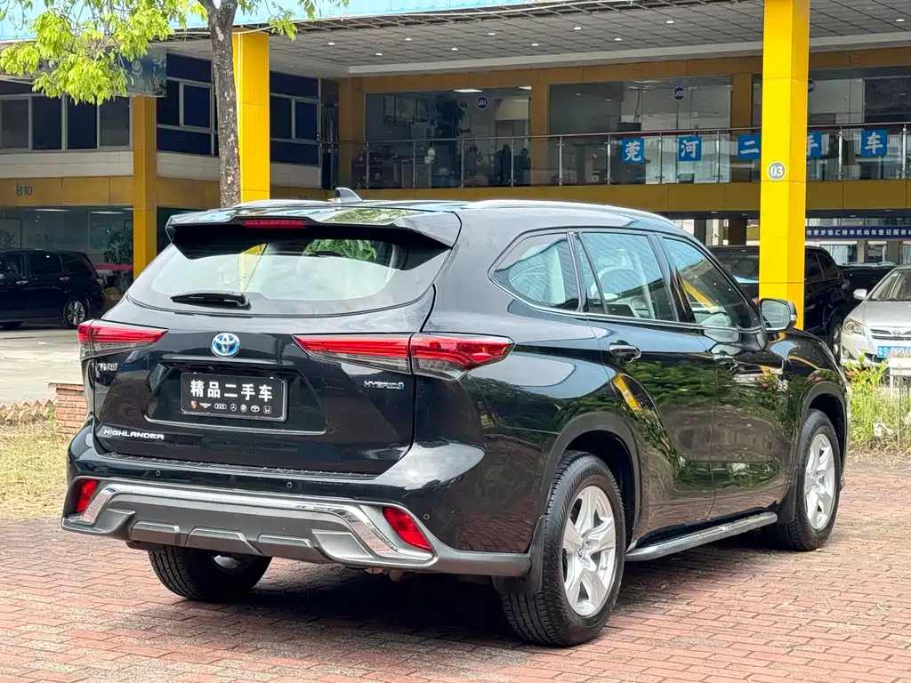 TOYOTA HIGHLANDER 2022