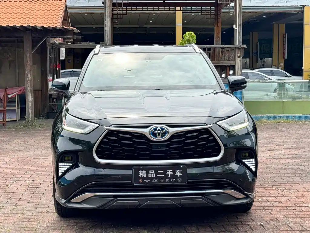 TOYOTA HIGHLANDER 2022