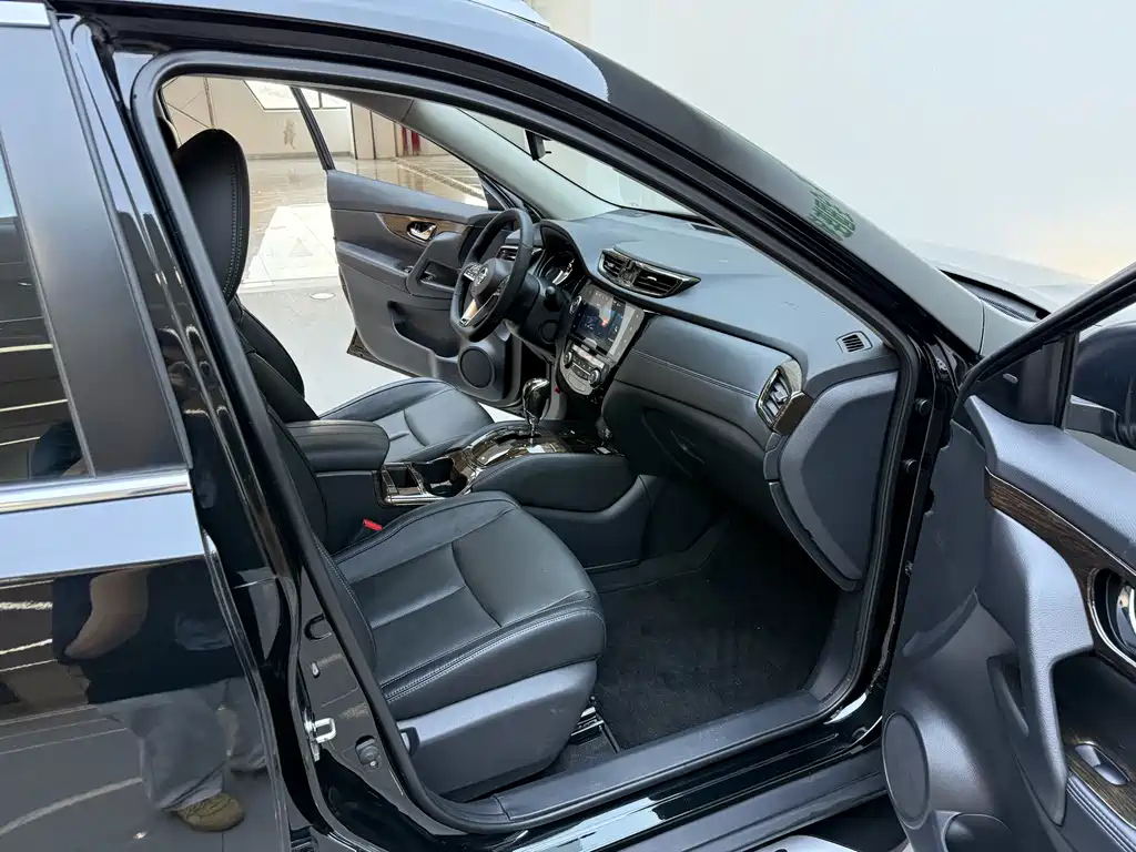 NISSAN X-TRAIL 2021