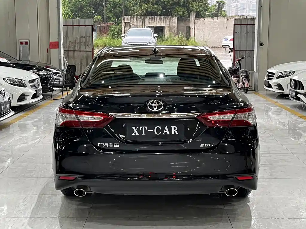 TOYOTA CAMRY 2021