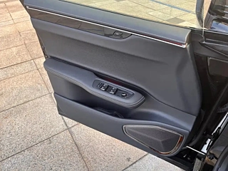 HIPHI X  2022 YEAR &#26234;&#36828; EDITION 6 SEATS &#38271; RANGE EDITIO 2022