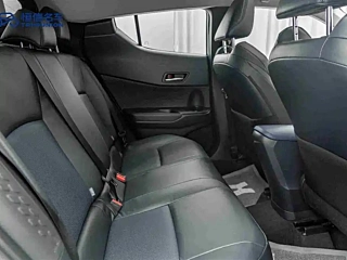 TOYOTA C-HR  2021 YEAR 2.0L DELUXE EDITION 2021