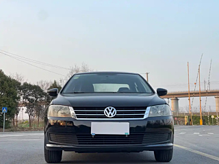 VOLKSWAGEN LAVIDA 2013