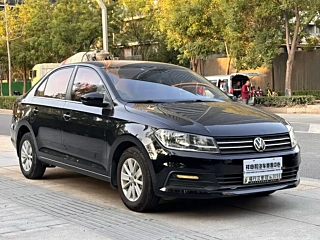 VOLKSWAGEN SANTANA 2017