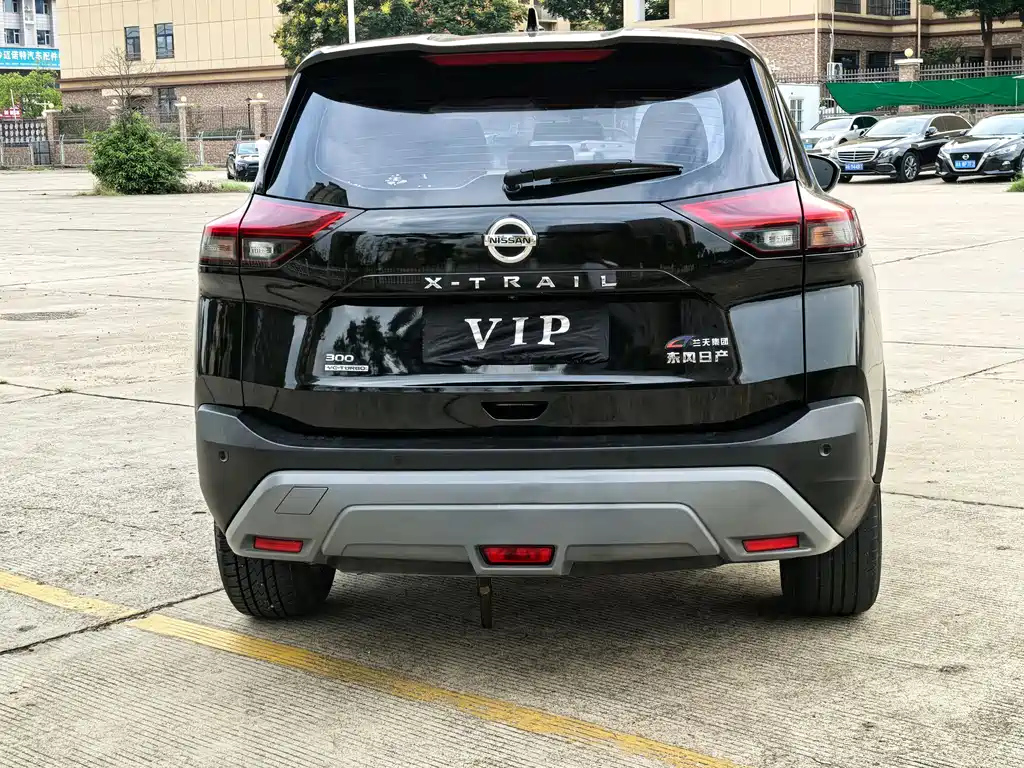 NISSAN X-TRAIL 2021