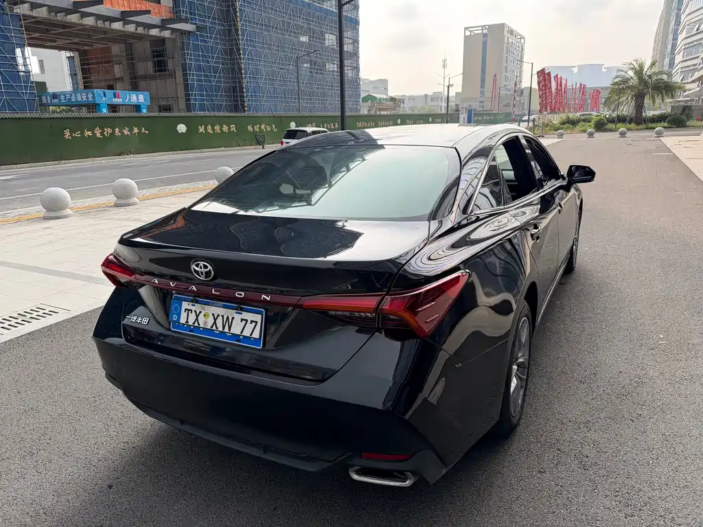 TOYOTA AVALON 2022