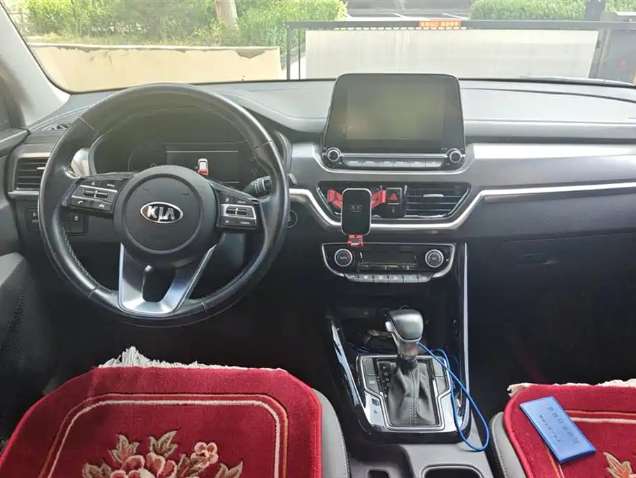 KIA SPORTAGE 2021