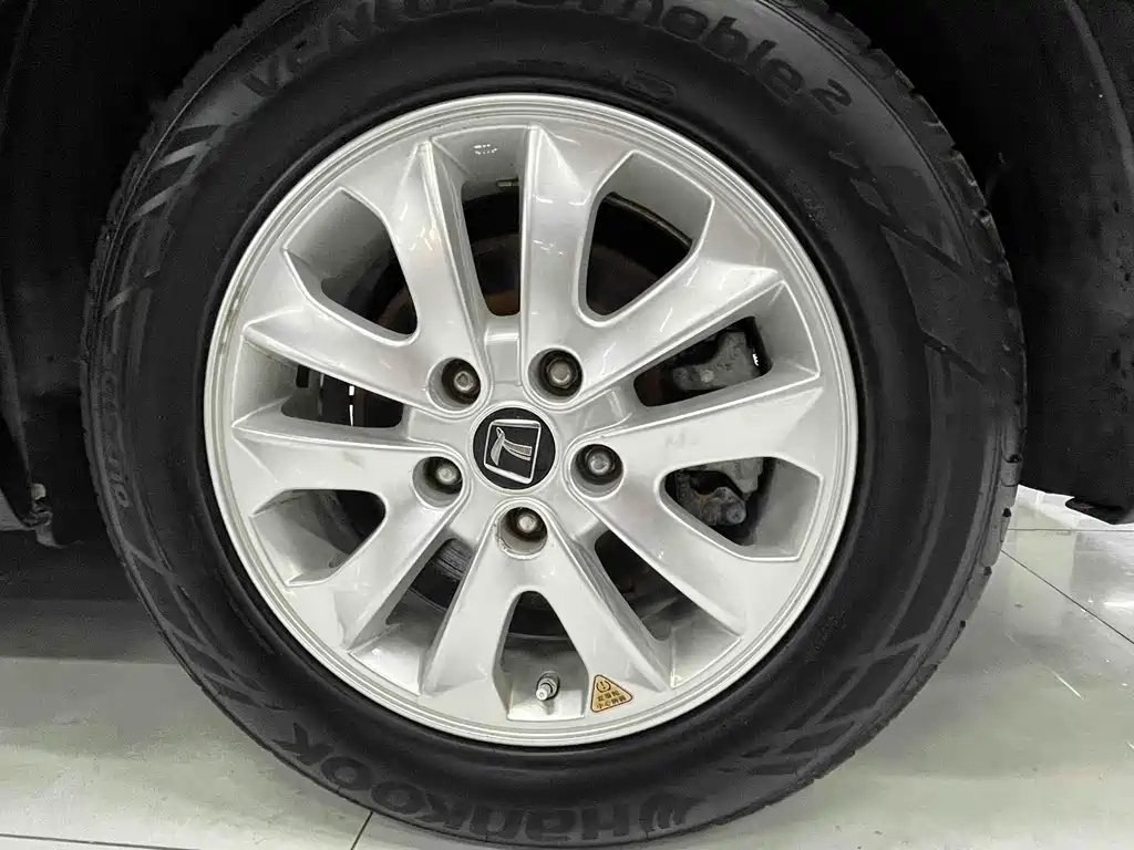 LUXGEN BIG 7 MPV 2016