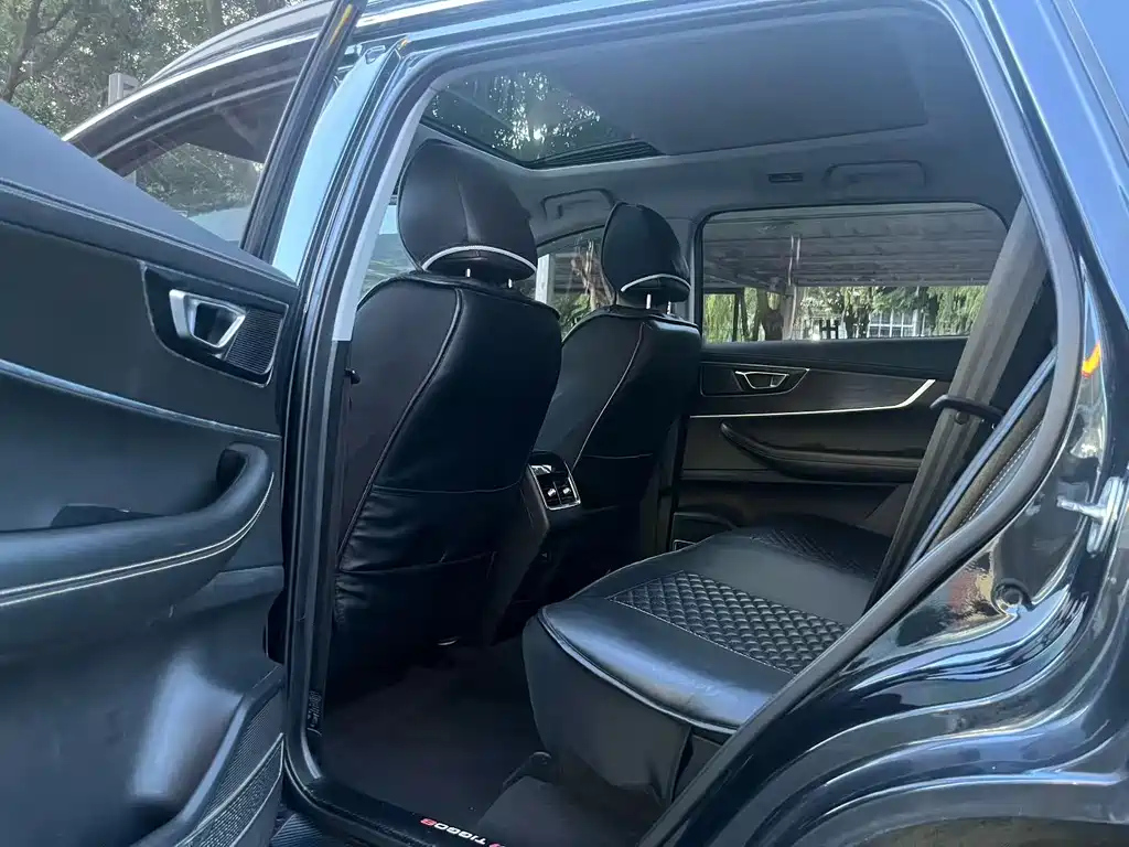 CHERY TIGGO 8 2019