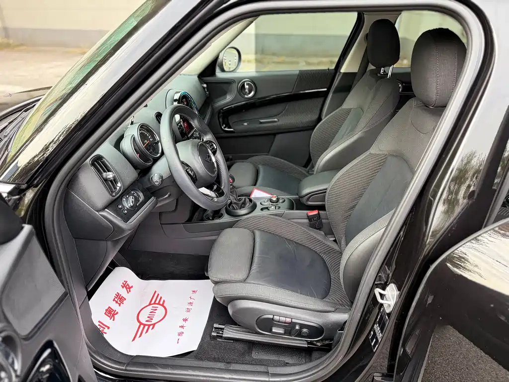 MINI COUNTRYMAN 2019