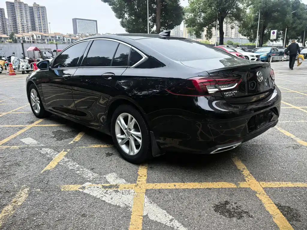 BUICK REGAL 2021
