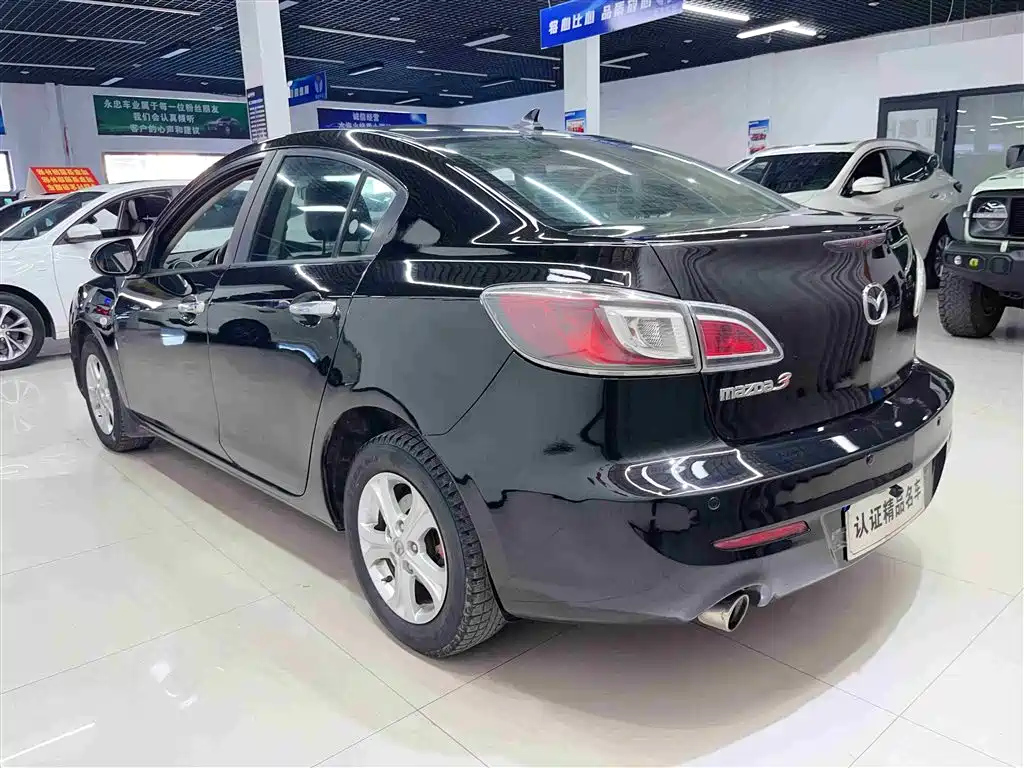 MAZDA 3 XINGCHENG 2011