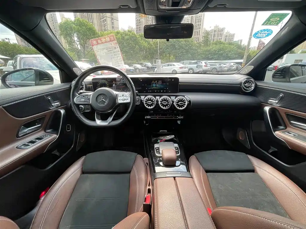 MERCEDES BENZ A-CLASS 2019